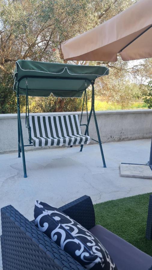 Armonia Apartment Ardore Marina Екстериор снимка